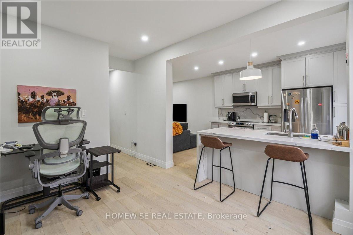 20 Greenaway Avenue, Hamilton, Ontario  L8L 6C4 - Photo 11 - X12551022