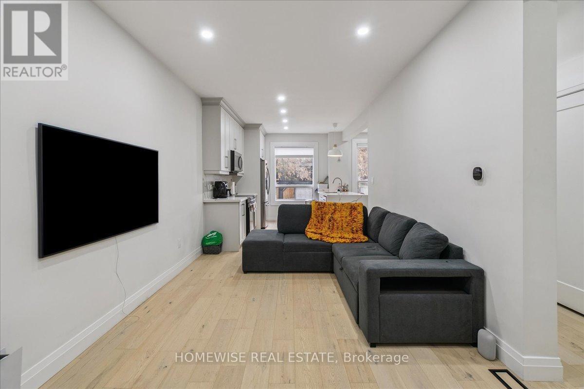 20 Greenaway Avenue, Hamilton, Ontario  L8L 6C4 - Photo 12 - X12551022