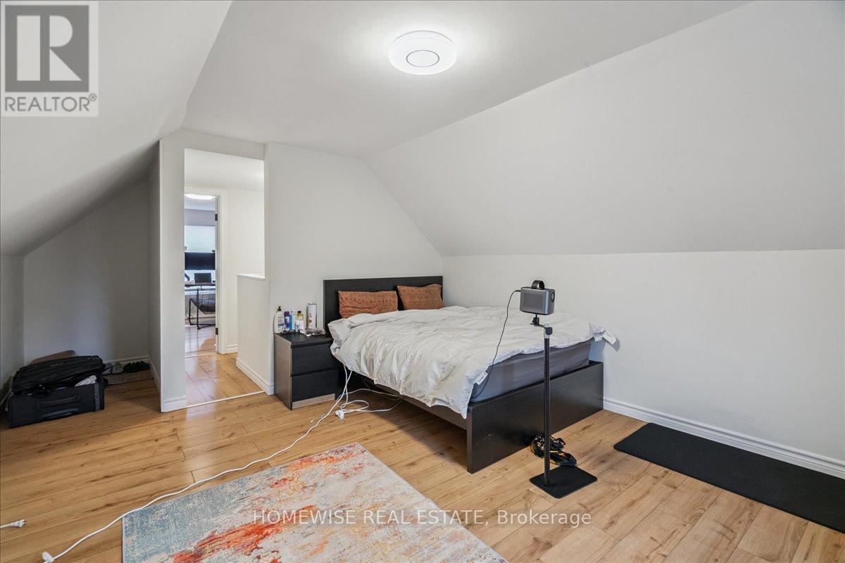 20 Greenaway Avenue, Hamilton, Ontario  L8L 6C4 - Photo 32 - X12551022