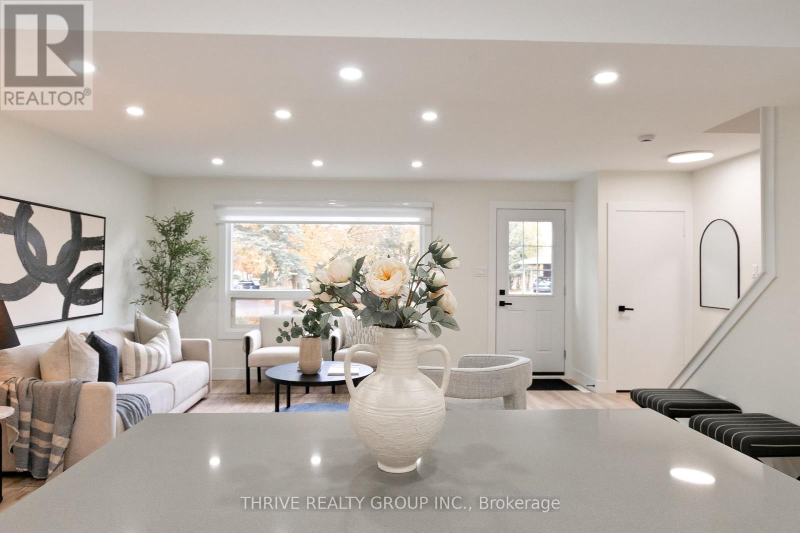 137 Pawnee Road, London East, Ontario N5V 2T1 - Photo 20 - X12554526