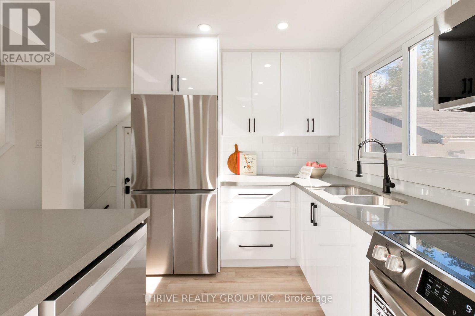 137 Pawnee Road, London East, Ontario N5V 2T1 - Photo 21 - X12554526