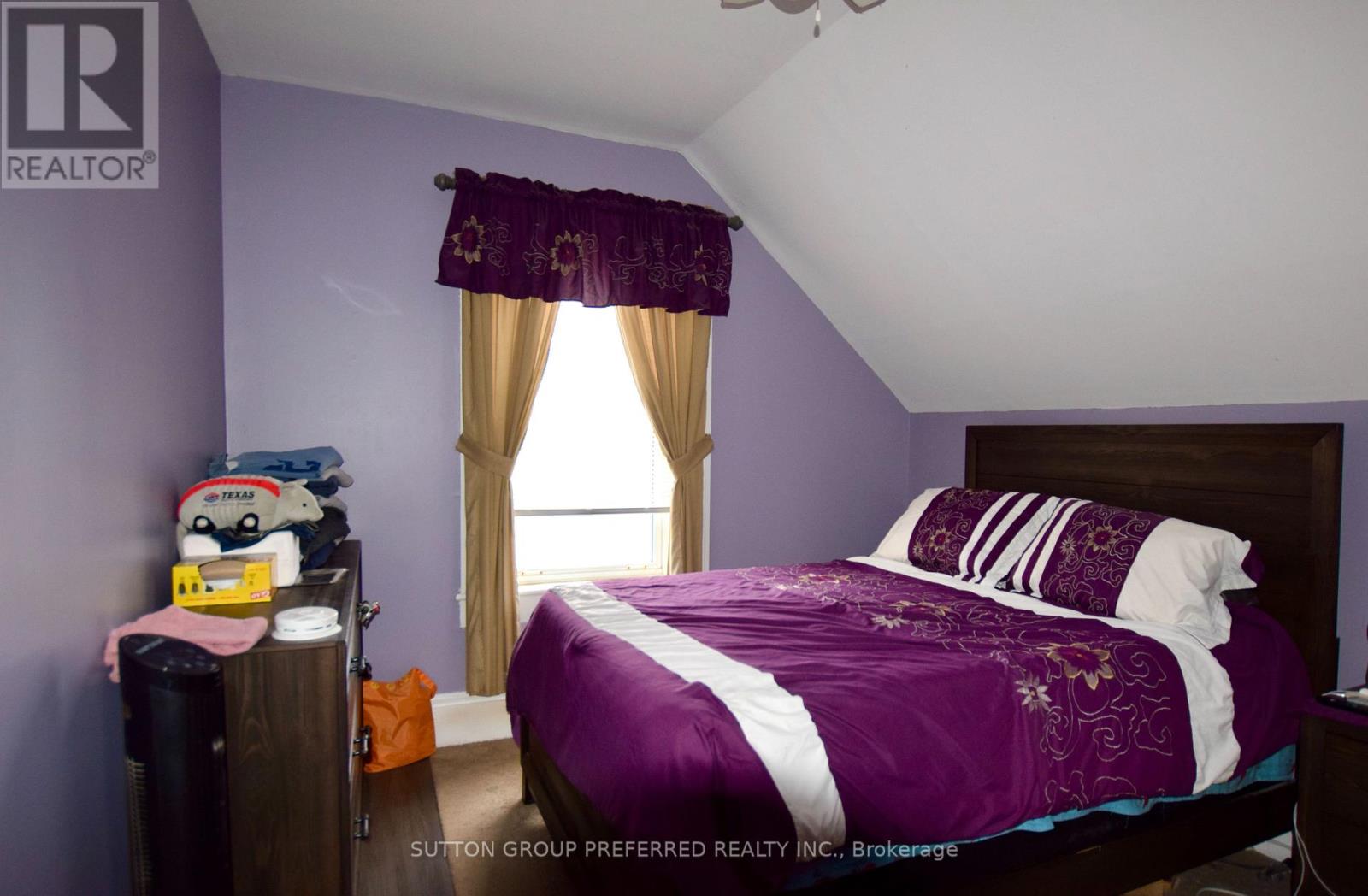 246 Elizabeth Street, Southwest Middlesex, Ontario N0L 1M0 - Photo 8 - X12554576