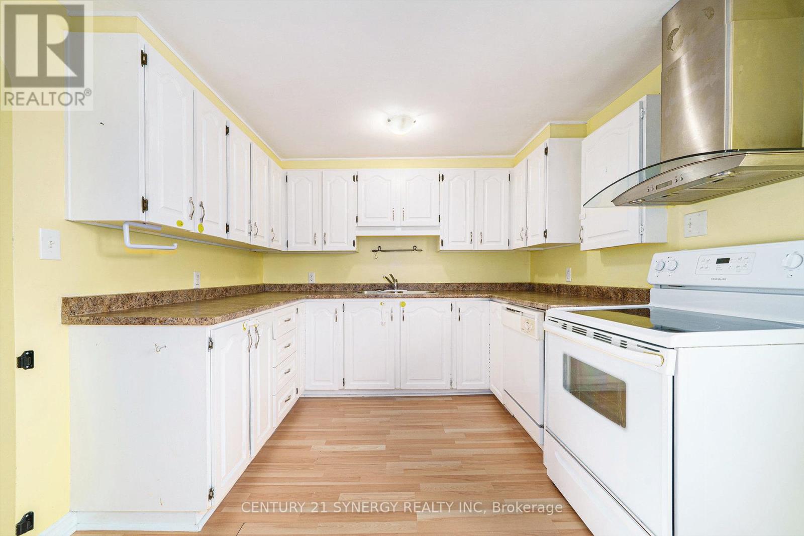 385 Wood Road, Montague, Ontario  K7A 5B8 - Photo 9 - X12554648