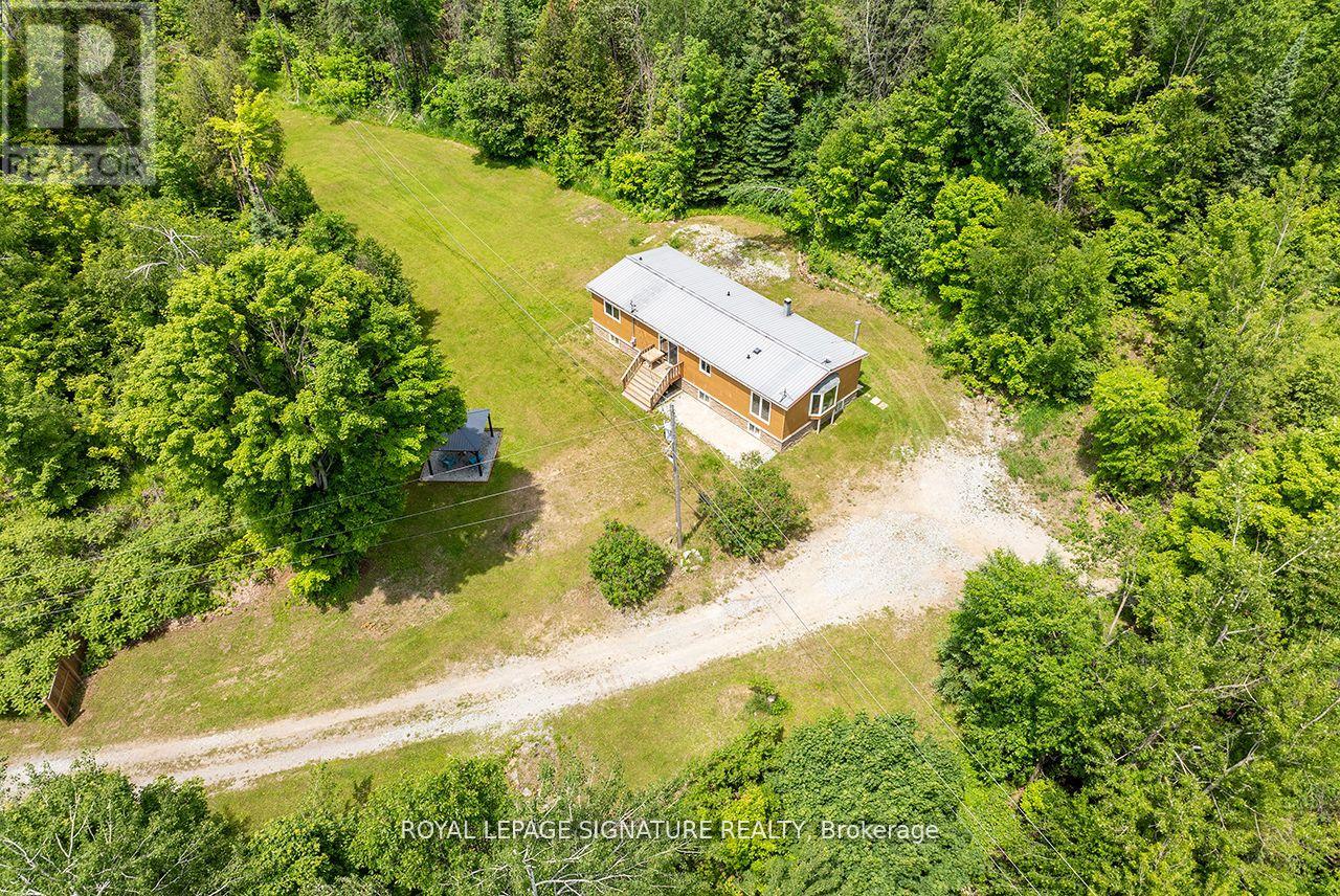 147 Buller Road, Kawartha Lakes, Ontario  K0M 2L0 - Photo 2 - X12554220