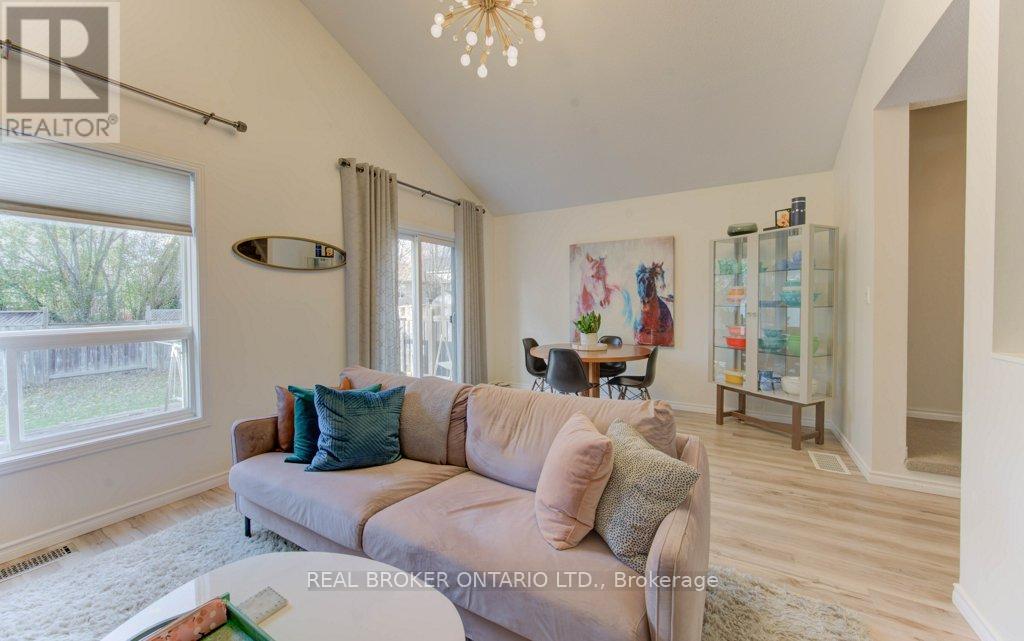 707 Paris Boulevard, Waterloo, Ontario  N2T 2X9 - Photo 20 - X12554306