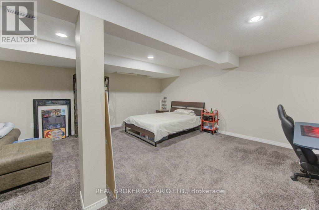 707 Paris Boulevard, Waterloo, Ontario  N2T 2X9 - Photo 29 - X12554306