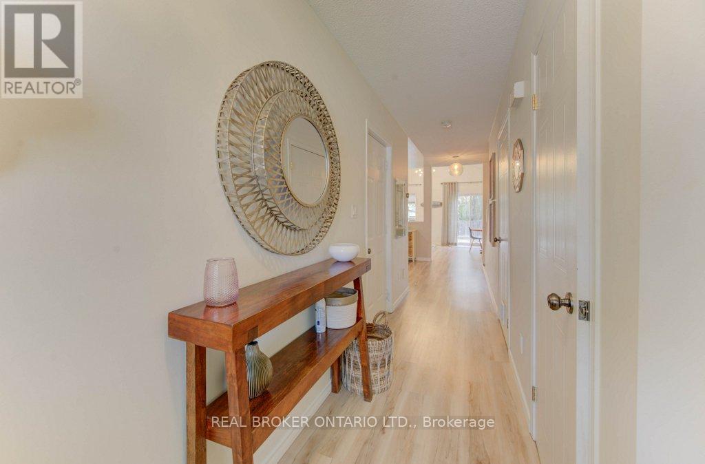 707 Paris Boulevard, Waterloo, Ontario  N2T 2X9 - Photo 7 - X12554306