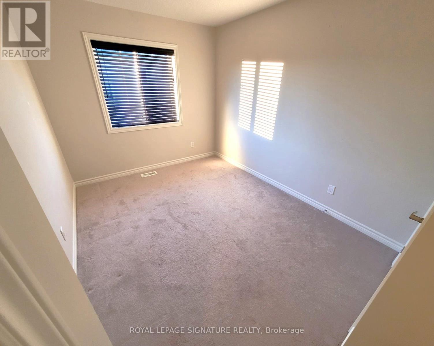 78 Pettitt Drive, Guelph, Ontario  N1E 0M2 - Photo 7 - X12554336