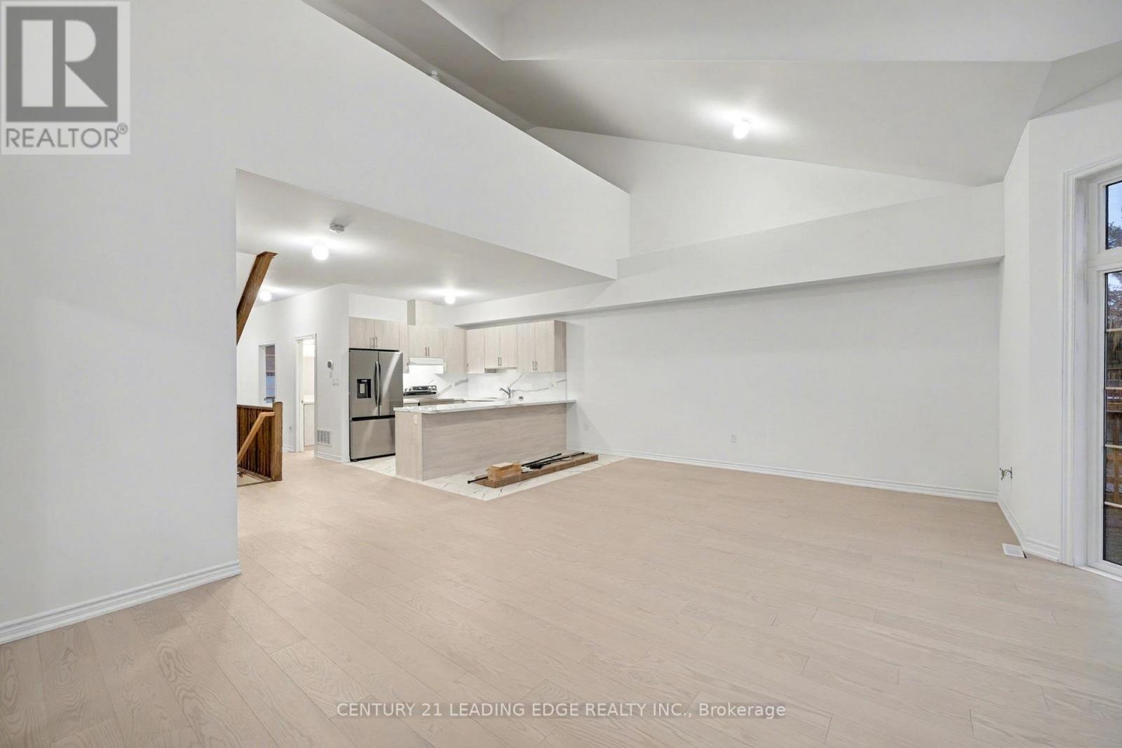 8 Turnberry Court, Bracebridge, Ontario  P1L 0N5 - Photo 10 - X12554352