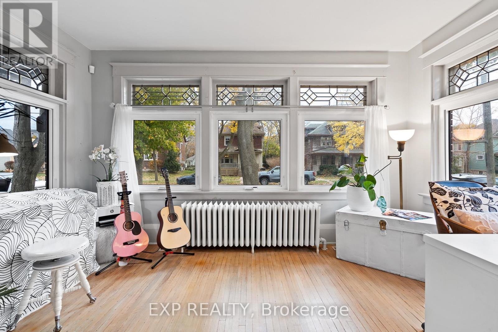 231 Charlotte Street, Port Colborne, Ontario  L3K 3E5 - Photo 10 - X12554374