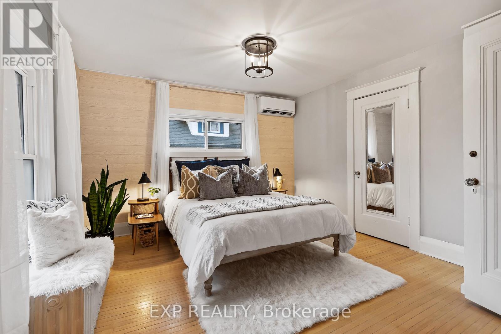 231 Charlotte Street, Port Colborne, Ontario  L3K 3E5 - Photo 17 - X12554374