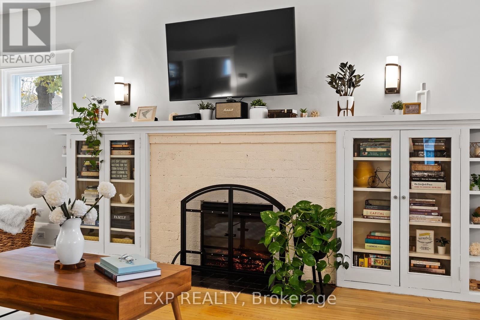 231 Charlotte Street, Port Colborne, Ontario  L3K 3E5 - Photo 9 - X12554374