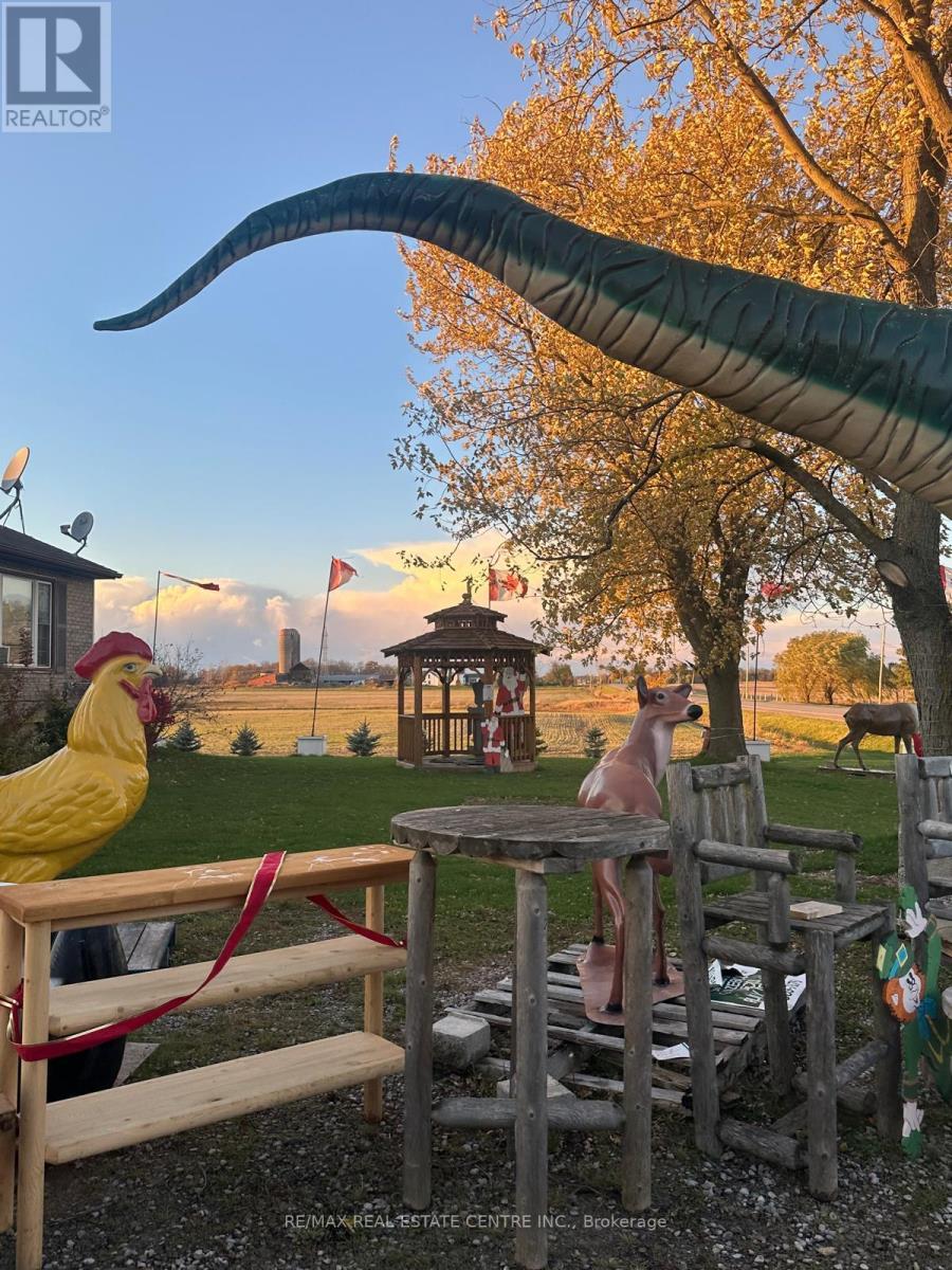 1349 Highway 56 N, Haldimand, Ontario  N3W 1T1 - Photo 3 - X12554386