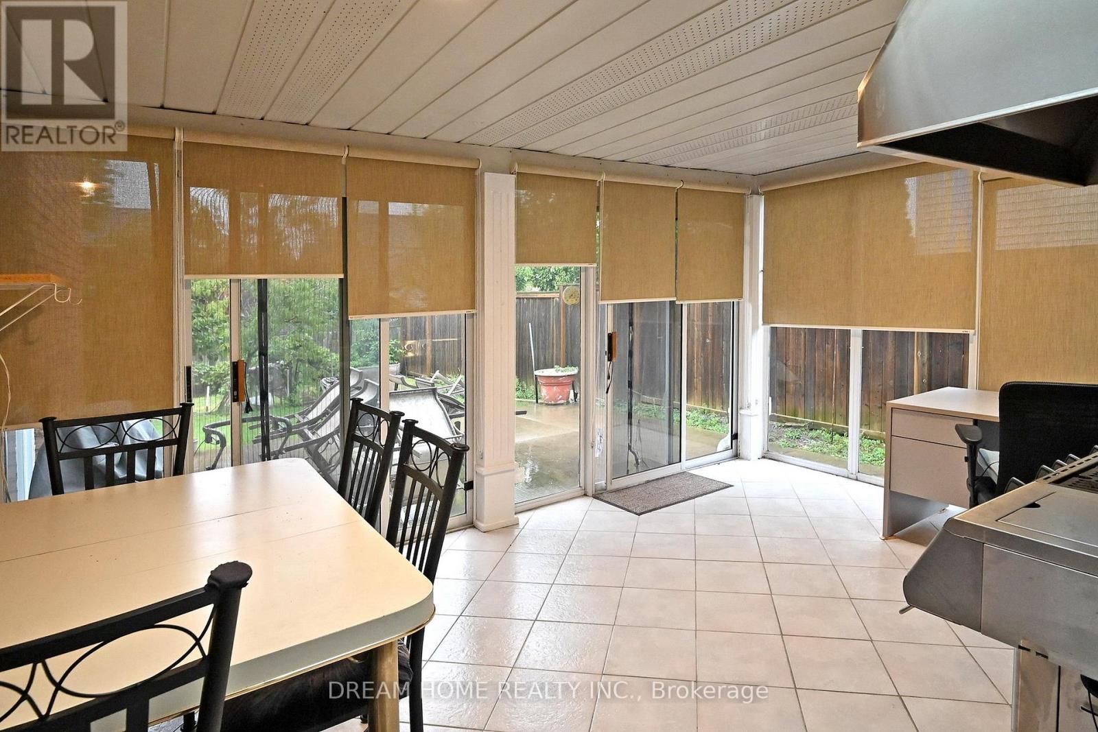 7737 Mount Carmel Boulevard, Niagara Falls, Ontario  L2H 2Y3 - Photo 14 - X12554428