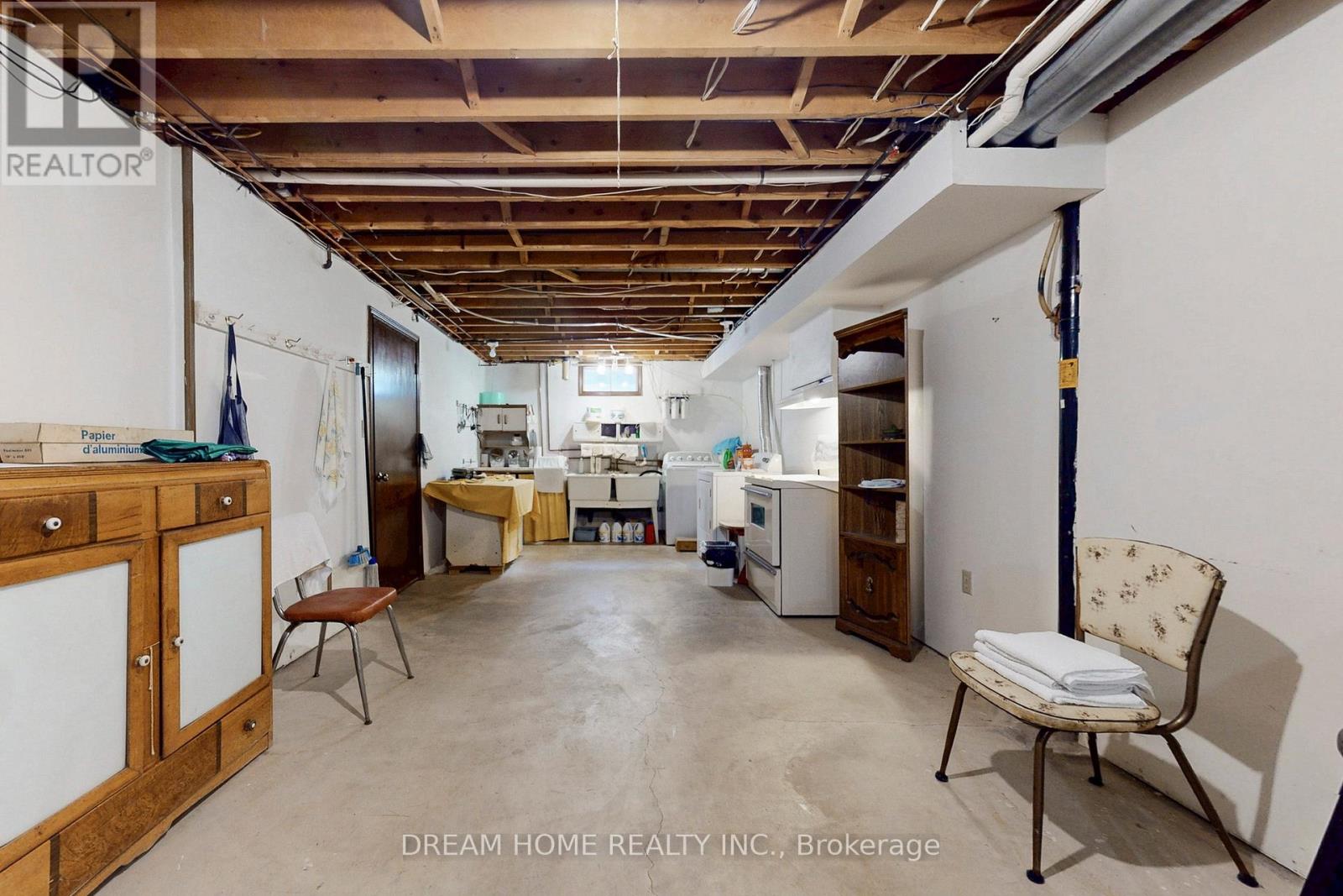 7737 Mount Carmel Boulevard, Niagara Falls, Ontario  L2H 2Y3 - Photo 34 - X12554428