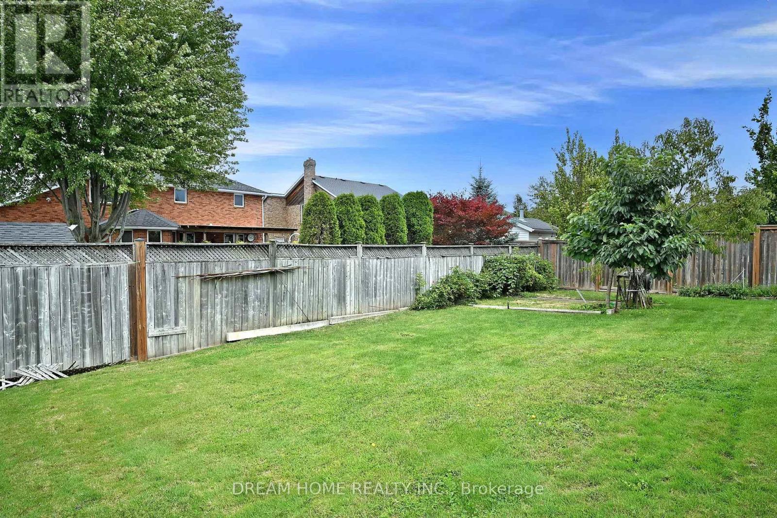 7737 Mount Carmel Boulevard, Niagara Falls, Ontario  L2H 2Y3 - Photo 42 - X12554428