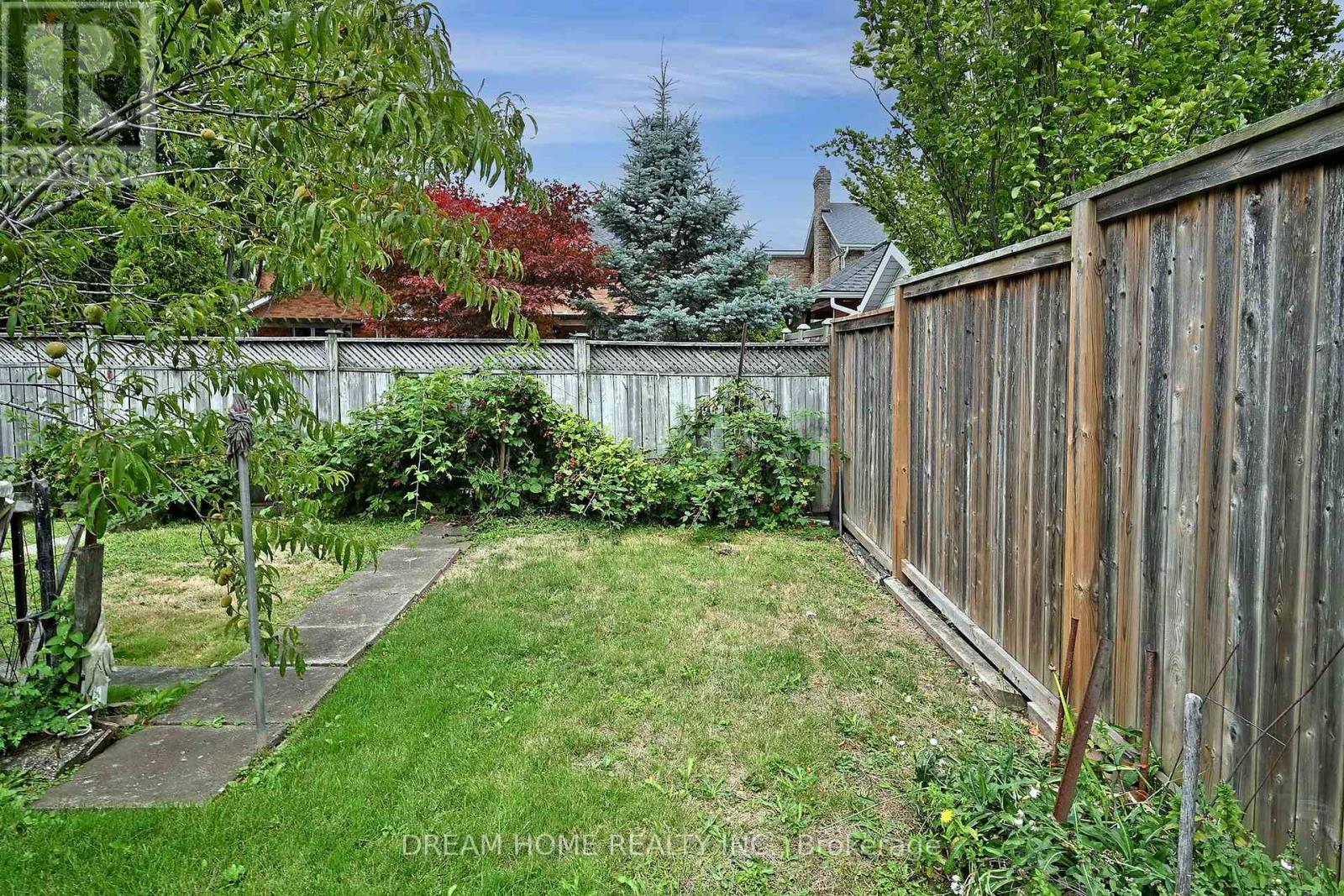 7737 Mount Carmel Boulevard, Niagara Falls, Ontario  L2H 2Y3 - Photo 44 - X12554428