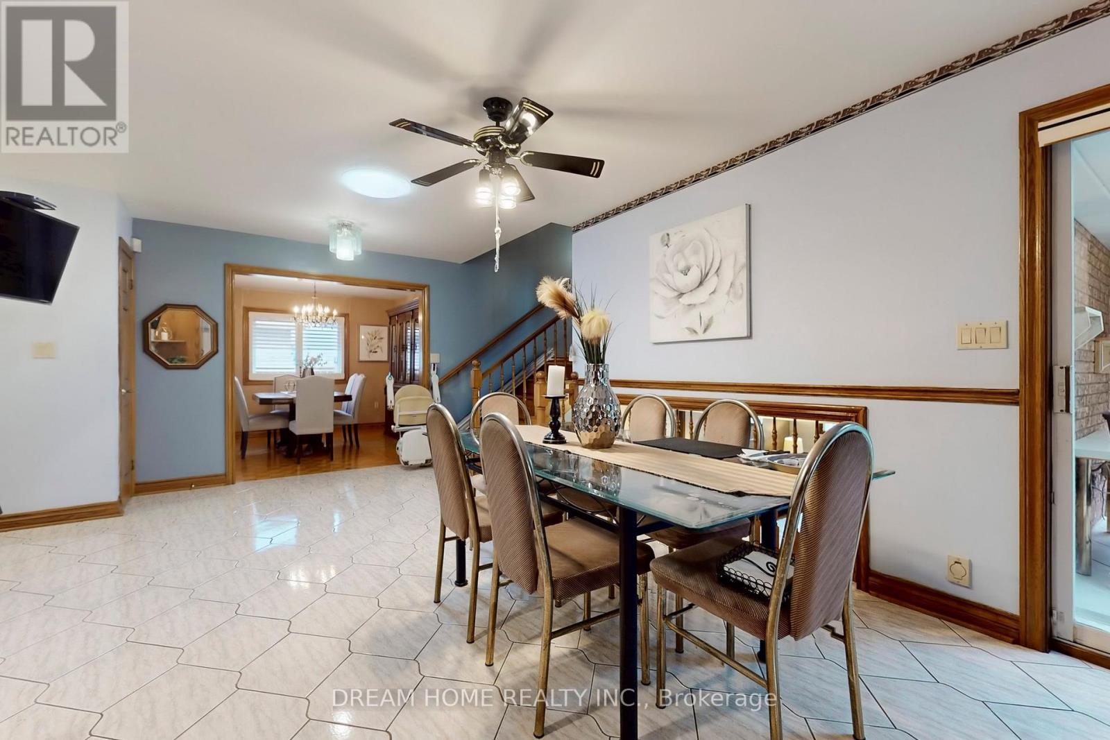 7737 Mount Carmel Boulevard, Niagara Falls, Ontario  L2H 2Y3 - Photo 8 - X12554428