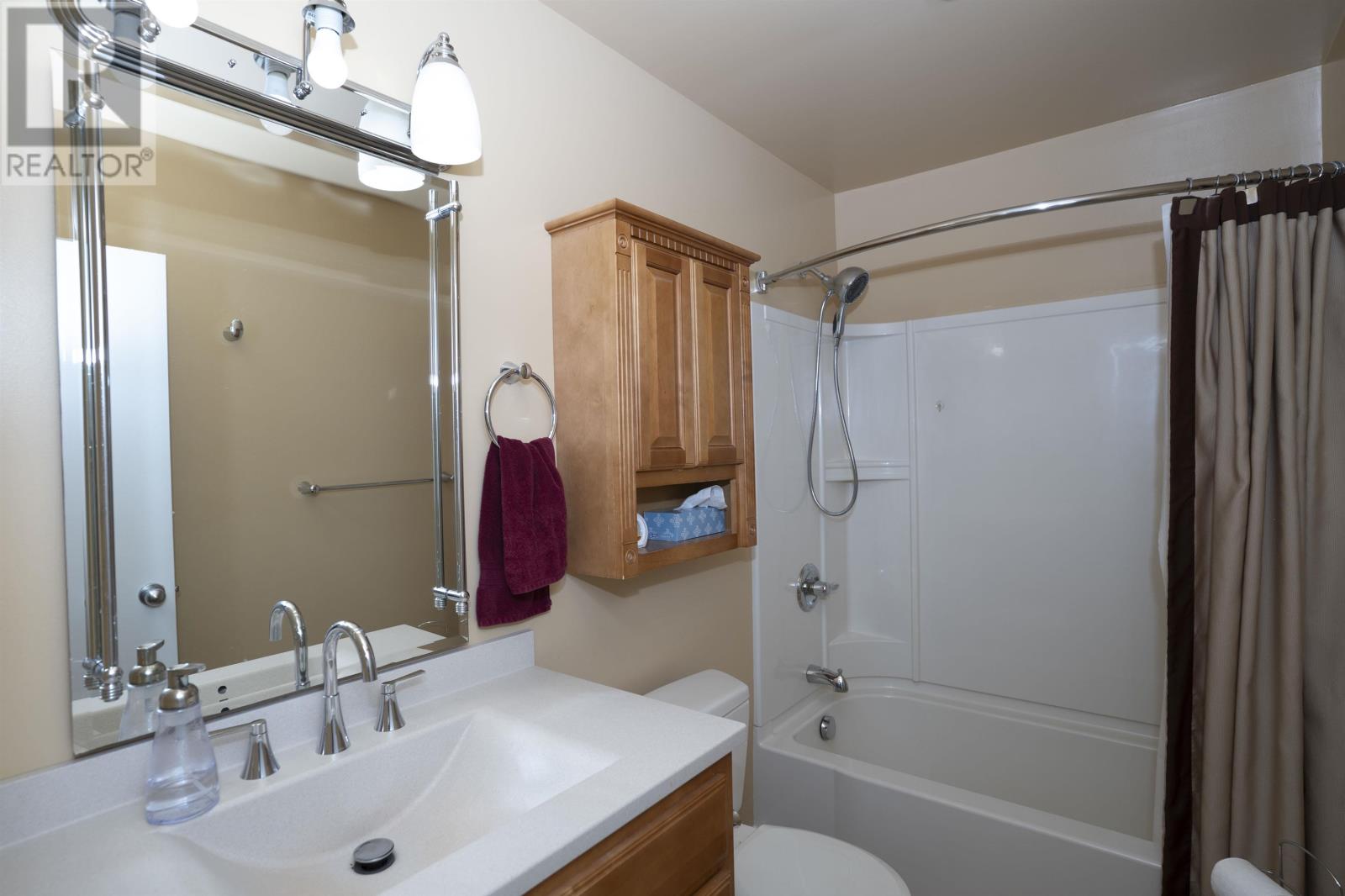 2030 Murray Ave, Thunder Bay, Ontario P7E 5B1 - Photo 19 - TB253498