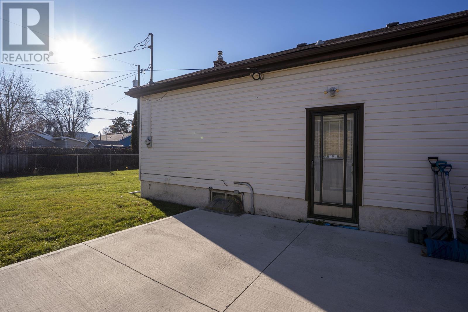 2030 Murray Ave, Thunder Bay, Ontario P7E 5B1 - Photo 21 - TB253498