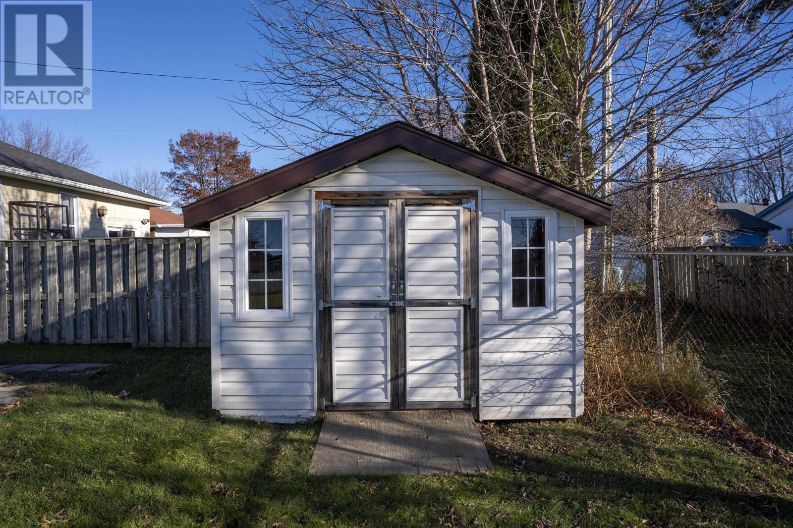 2030 Murray Ave, Thunder Bay, Ontario P7E 5B1 - Photo 25 - TB253498