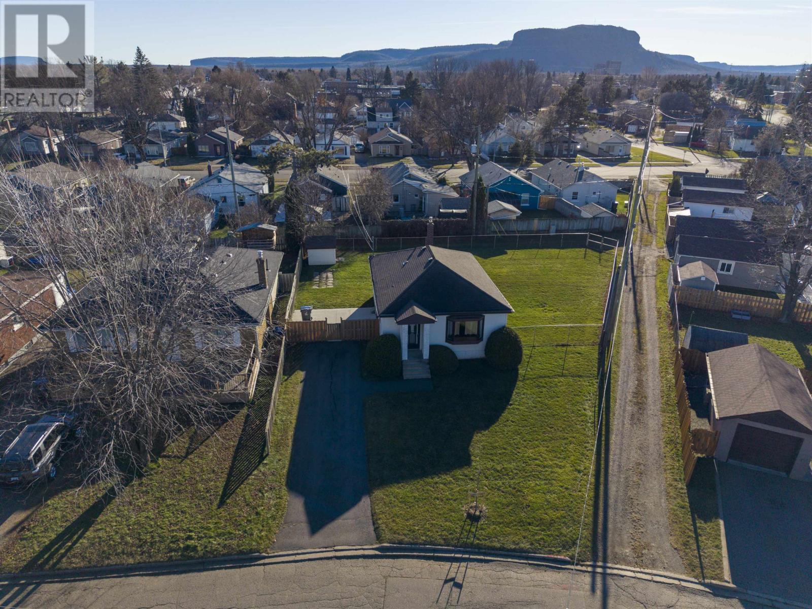 2030 Murray Ave, Thunder Bay, Ontario P7E 5B1 - Photo 26 - TB253498