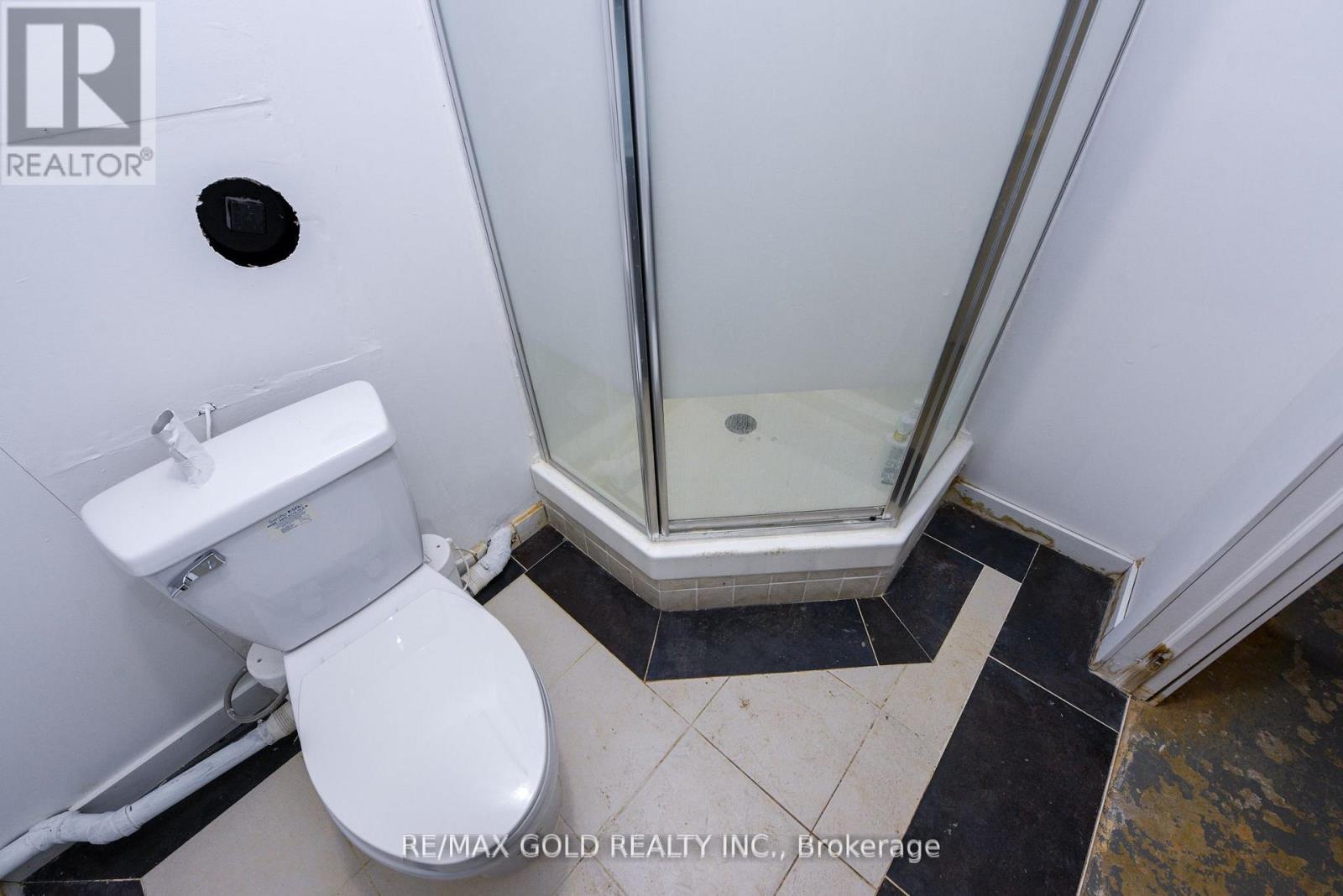 769 Stone Road E, Guelph, Ontario  N1L 1B8 - Photo 47 - X12554450