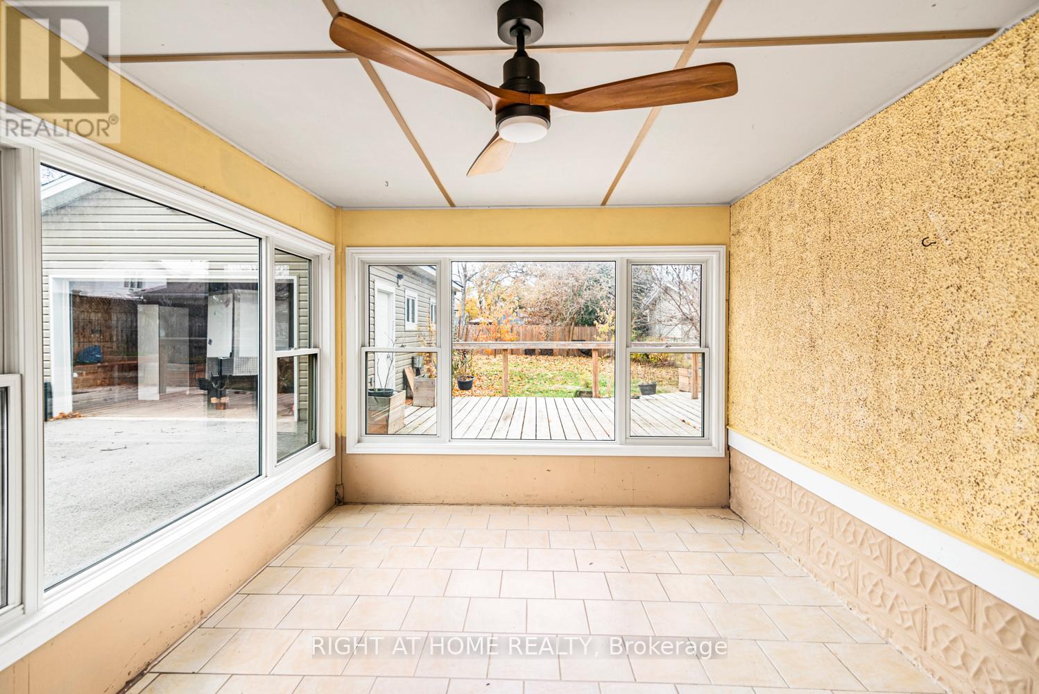 6385 Crawford Street, Niagara Falls, Ontario  L2E 5Y9 - Photo 16 - X12554468