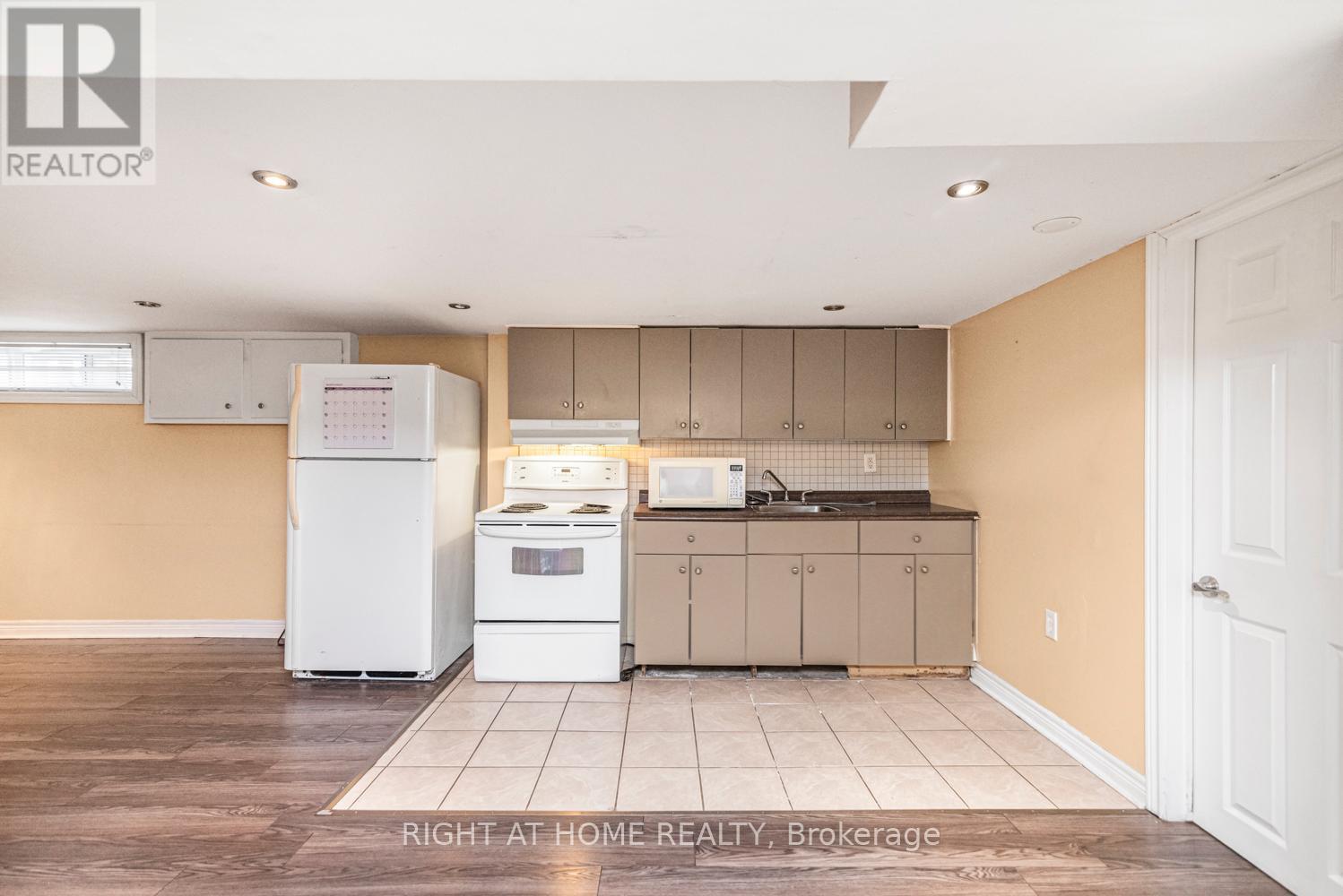 6385 Crawford Street, Niagara Falls, Ontario  L2E 5Y9 - Photo 31 - X12554468