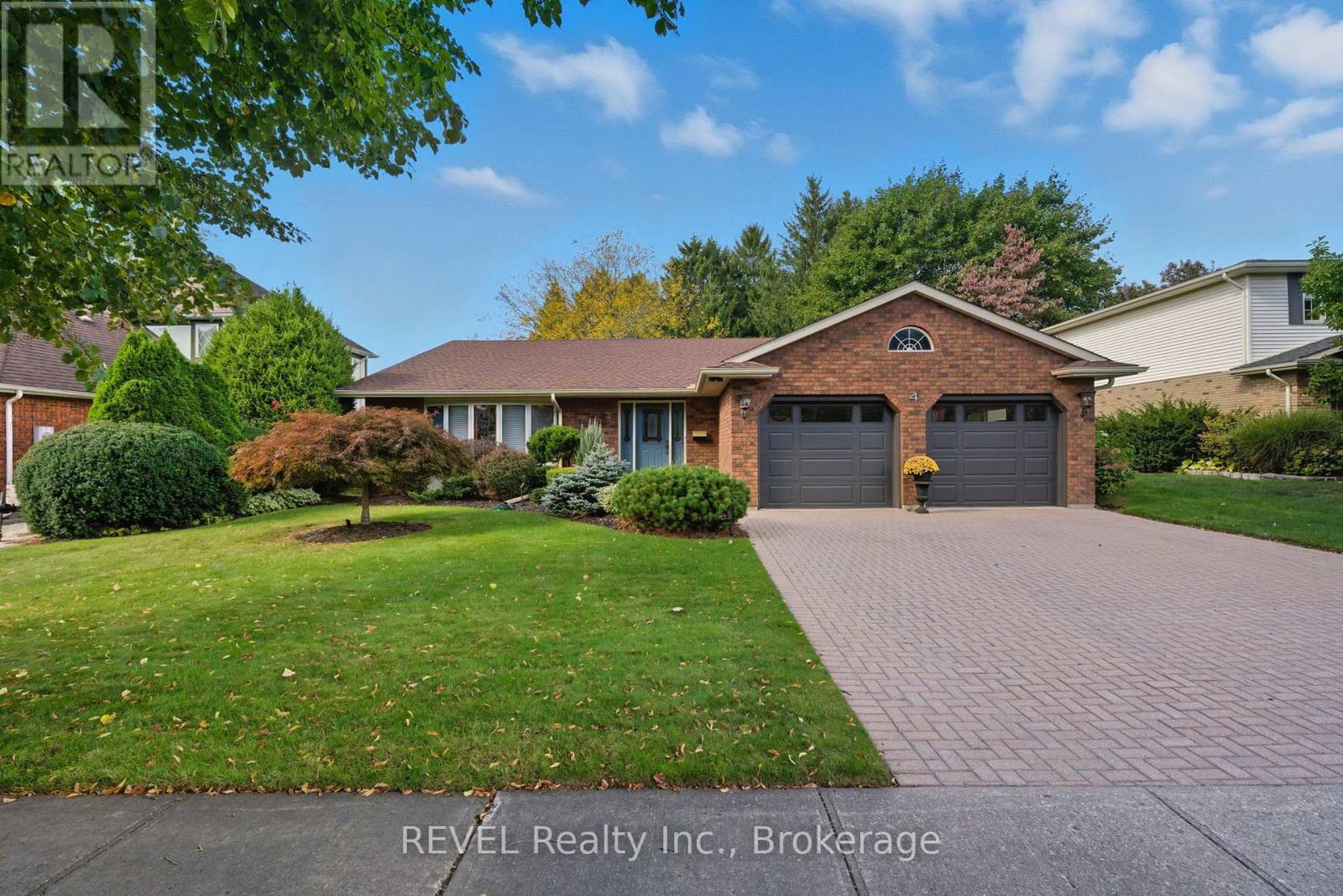 4 KEVIN DRIVE, Pelham, Ontario