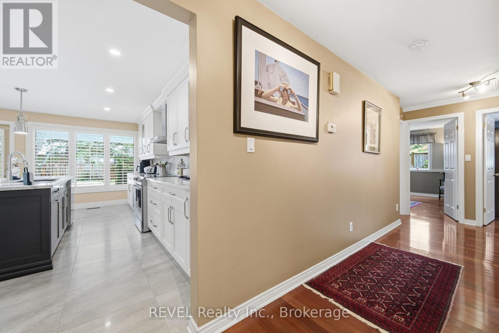 4 Kevin Drive, Pelham, Ontario  L0S 1E4 - Photo 13 - X12554546