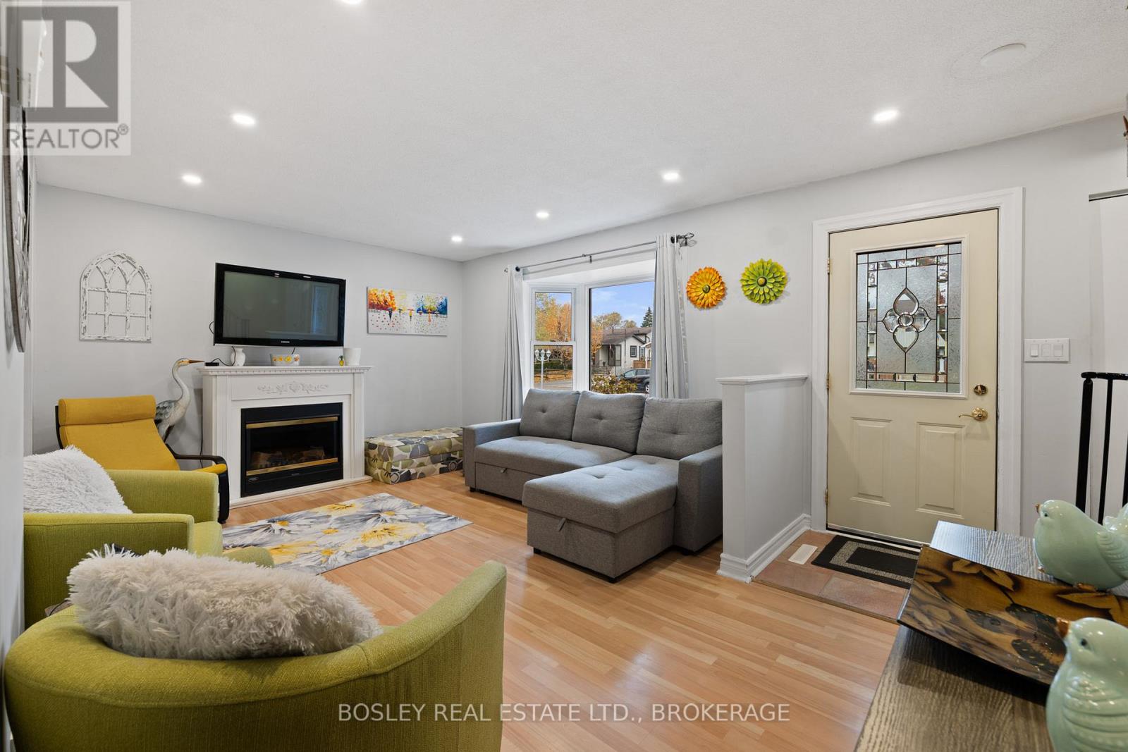 26 Allan Drive, St. Catharines, Ontario  L2N 5S5 - Photo 3 - X12554586