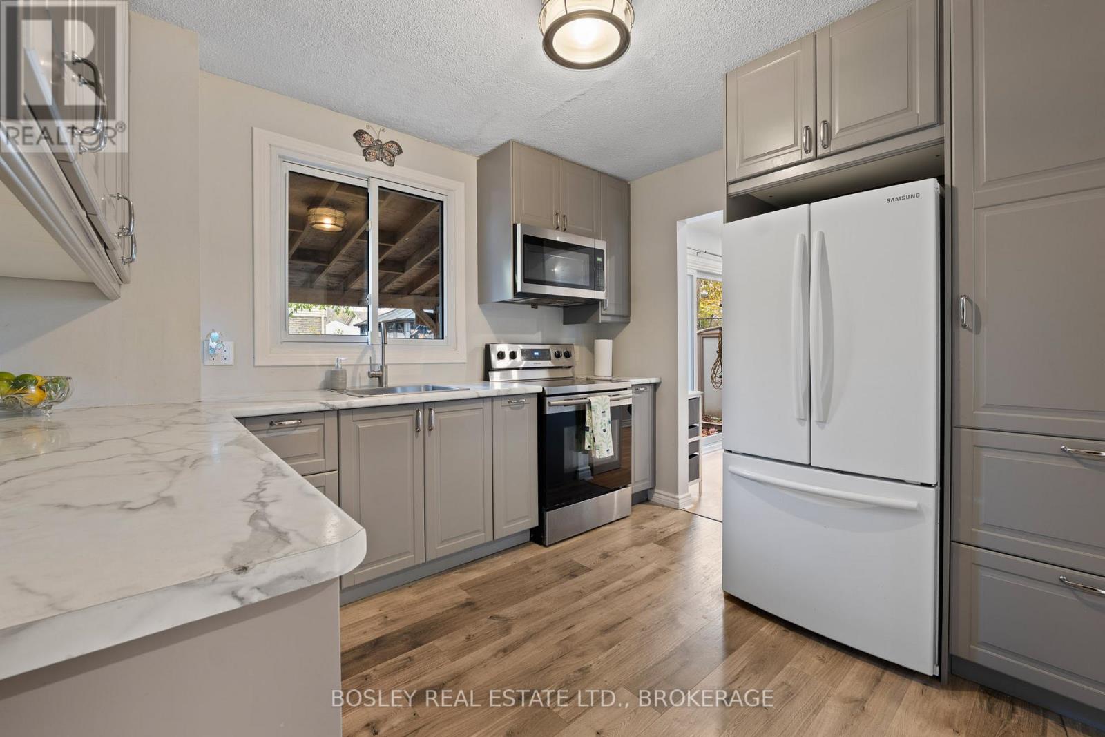 26 Allan Drive, St. Catharines, Ontario  L2N 5S5 - Photo 9 - X12554586