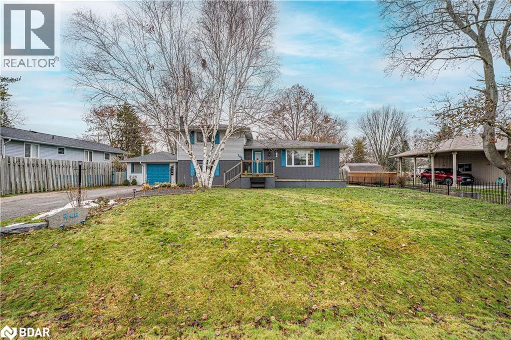 246 Calford Street, Angus, Ontario  L0M 1B0 - Photo 1 - 40787814