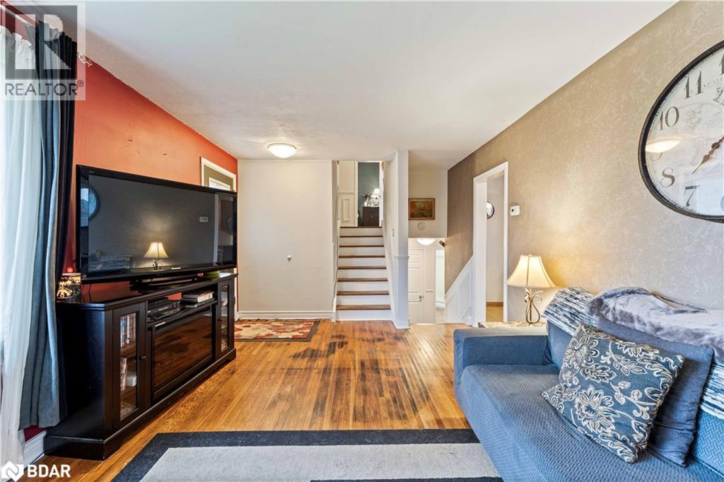 246 Calford Street, Angus, Ontario  L0M 1B0 - Photo 13 - 40787814