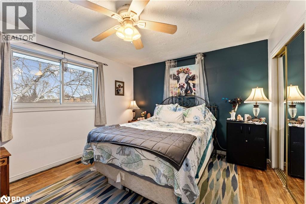 246 Calford Street, Angus, Ontario  L0M 1B0 - Photo 15 - 40787814