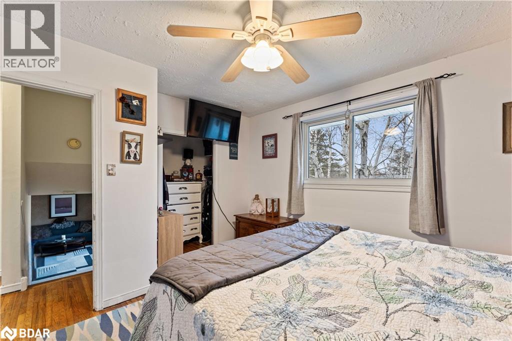 246 Calford Street, Angus, Ontario  L0M 1B0 - Photo 16 - 40787814