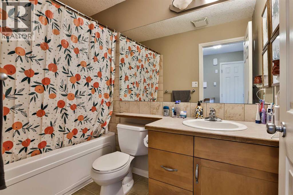 326 Lynx Crescent N, Lethbridge, Alberta  T1H 6X7 - Photo 10 - A2256070