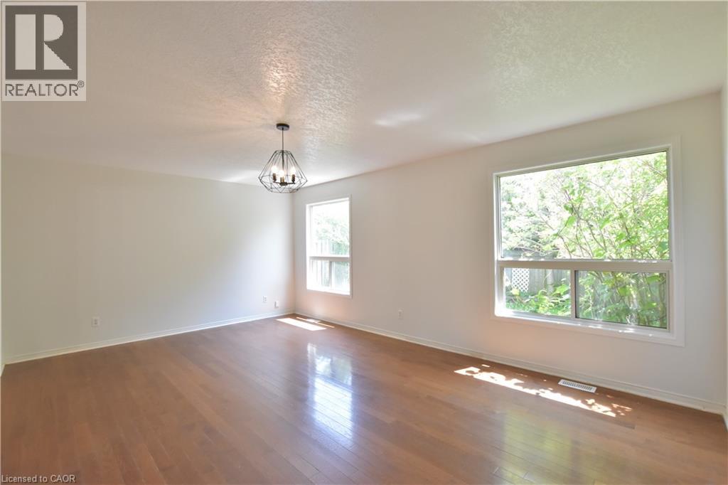 419 Rittenhouse Road, Kitchener, Ontario  N2E 3S4 - Photo 8 - 40773836