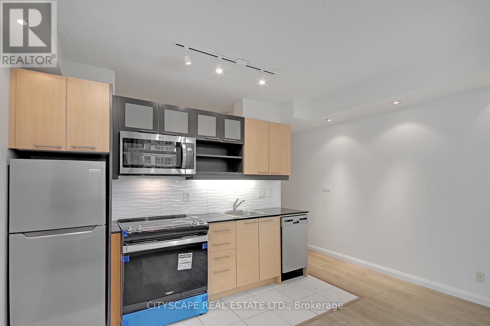 530 - 36 Blue Jays Way, Toronto, Ontario M5V 3T3 - Photo 13 - C12549282