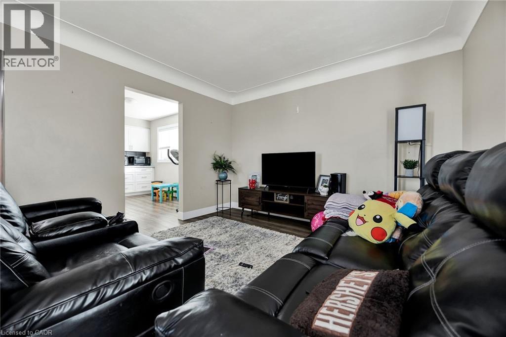 219 Sixth Avenue, Kitchener, Ontario  N2C 1R2 - Photo 13 - 40788722