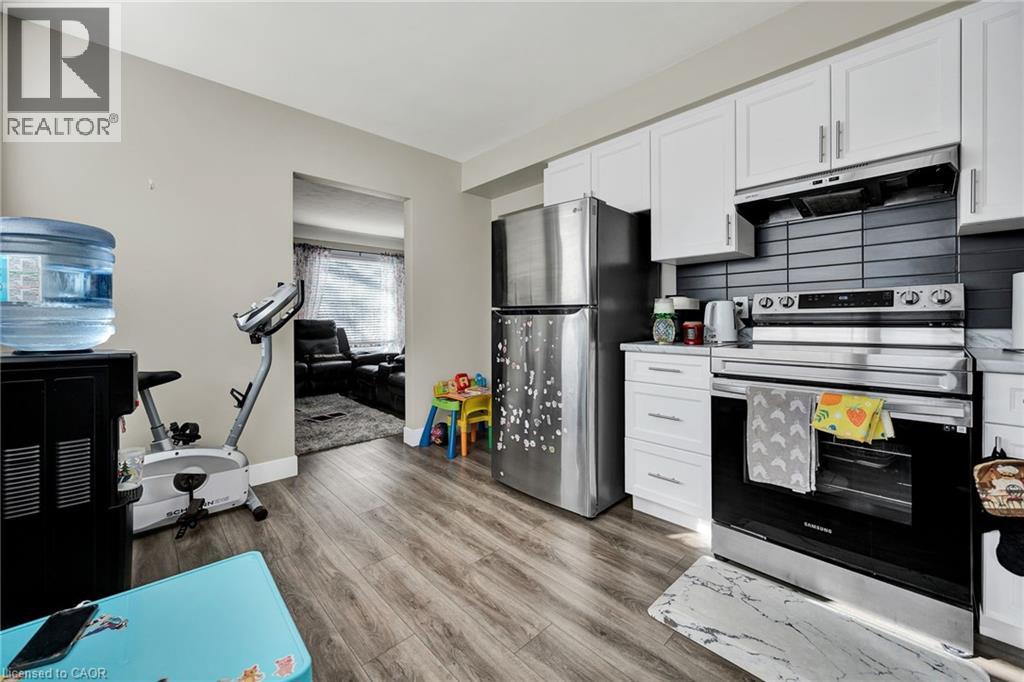 219 Sixth Avenue, Kitchener, Ontario  N2C 1R2 - Photo 16 - 40788722