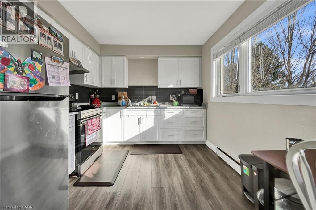 219 Sixth Avenue, Kitchener, Ontario  N2C 1R2 - Photo 7 - 40788722