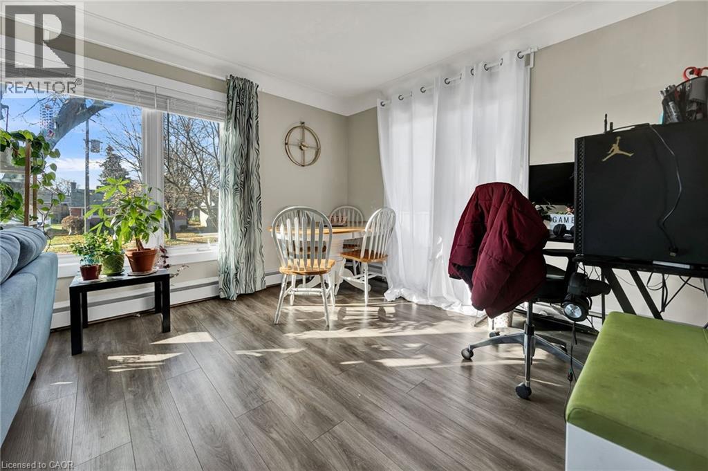 219 Sixth Avenue, Kitchener, Ontario  N2C 1R2 - Photo 6 - 40788722