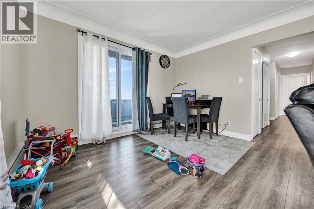 219 Sixth Avenue, Kitchener, Ontario  N2C 1R2 - Photo 14 - 40788722