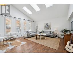 211 ROSEDALE AVENUE, Hamilton, Ontario