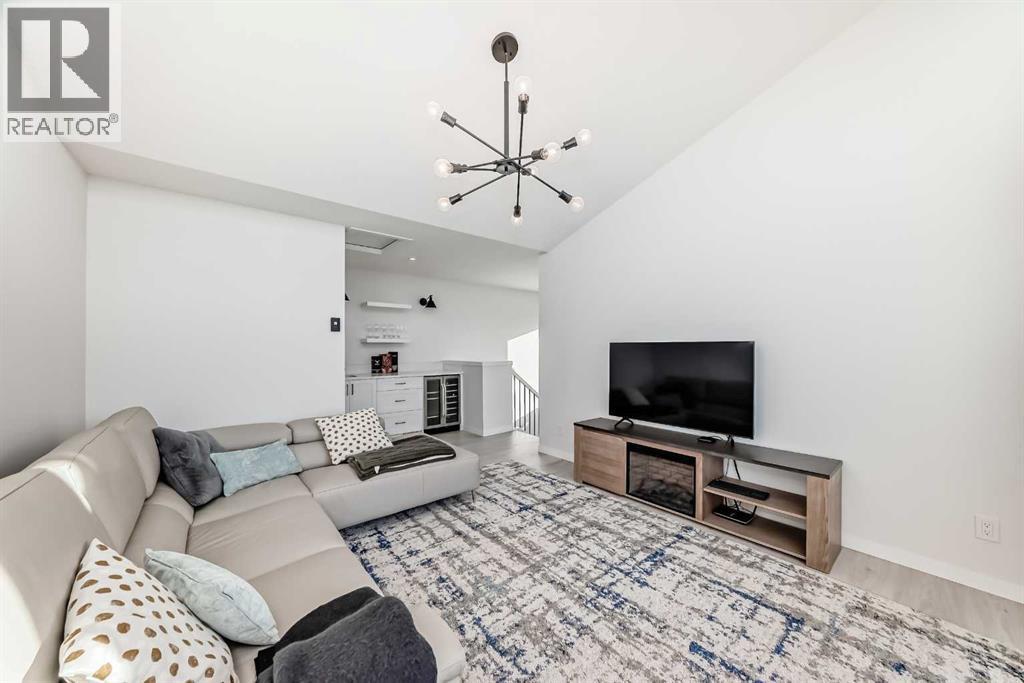 12 West Grove Link Sw, Calgary, Alberta  T3H 6E3 - Photo 30 - A2269918