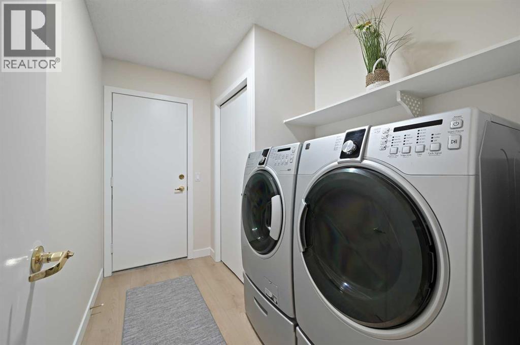 22 Sandarac Circle Nw, Calgary, Alberta  T3K 3G7 - Photo 22 - A2269992