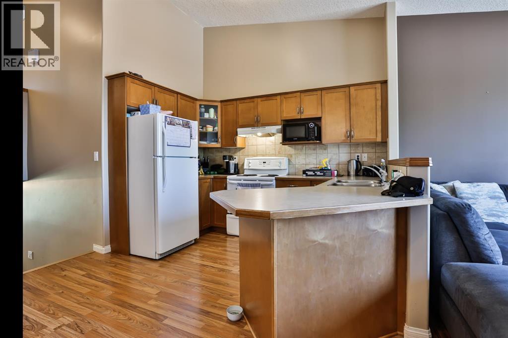 326 Lynx Crescent N, Lethbridge, Alberta  T1H 6X7 - Photo 4 - A2256070