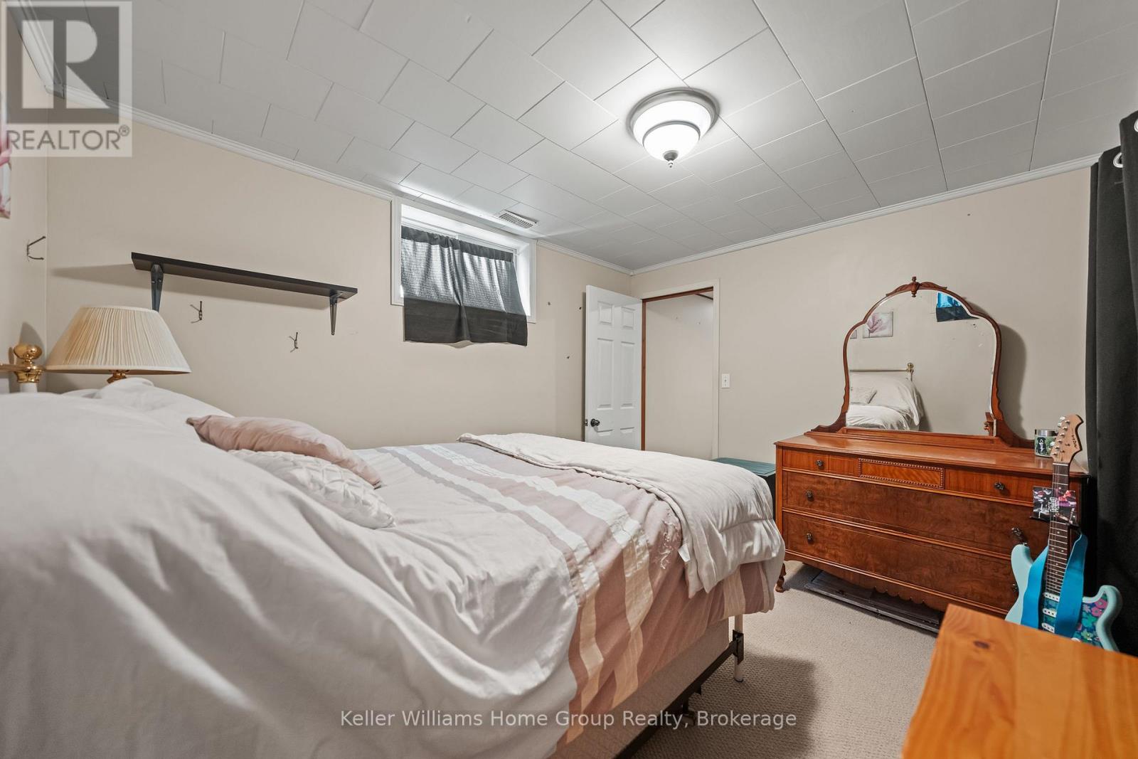 423 King Street E, Wellington North, Ontario  N0G 2L2 - Photo 30 - X12554192